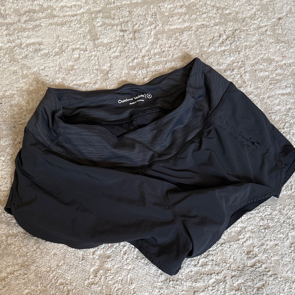 Outdoor Voices Women's Hudson Black Shorts 2.5